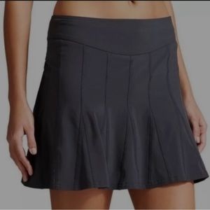 Athleta Wear About Skort in Dark Gray Size 6